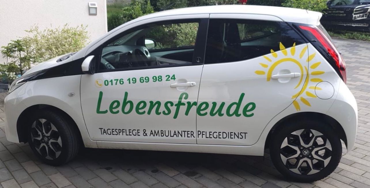 pflegedienst-auto